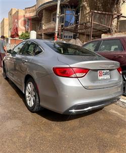 كرايسلر 200